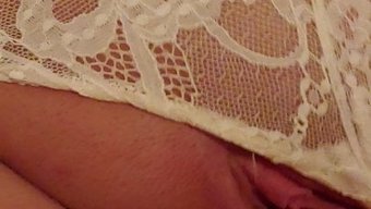 Wifey'In Amerikan Göğüsleri Ve Oral Seks Becerileri Hd Videoda