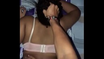 Büyük Kalçalı Latin Milf Derin Boğaz Alıyor Ve Sert Boşalıyor